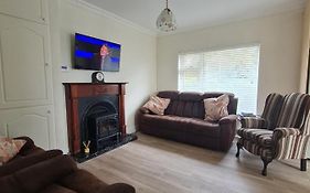 Farnaught Farmhouse Apartment, Lough Rynn, Mohill
